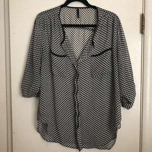 Black & white checkered blouse